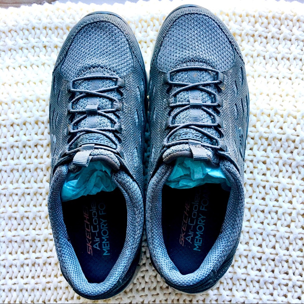 Sketchers Gratis Slip-on Sneakers in Grey 8